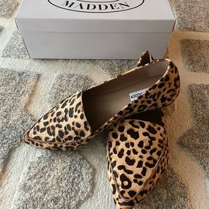 Steve Madden Leopard print flats